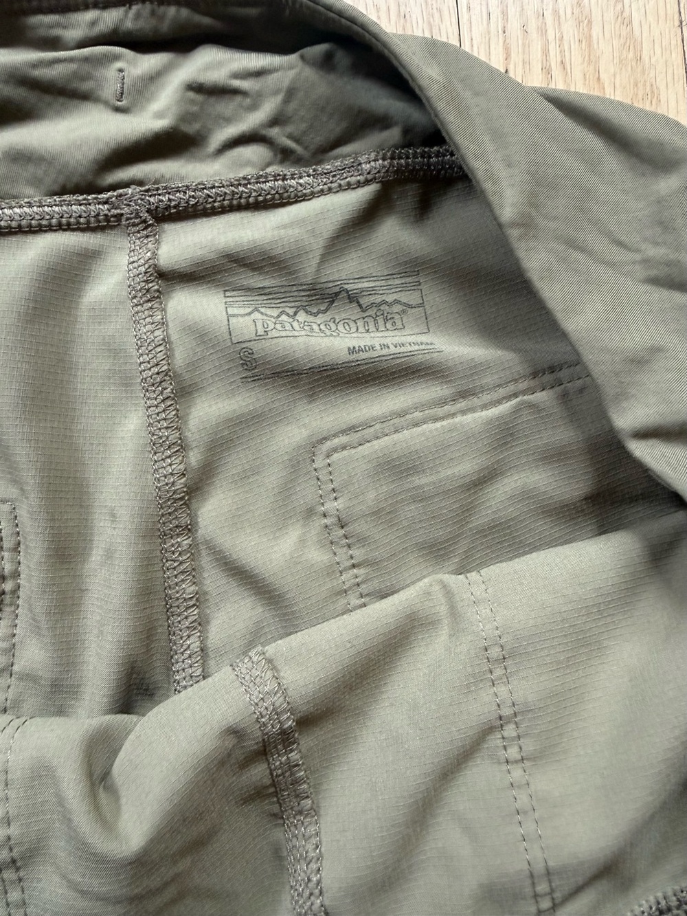 Patagonia Tech Joggers in Sage Khaki - Picture 3 of 4